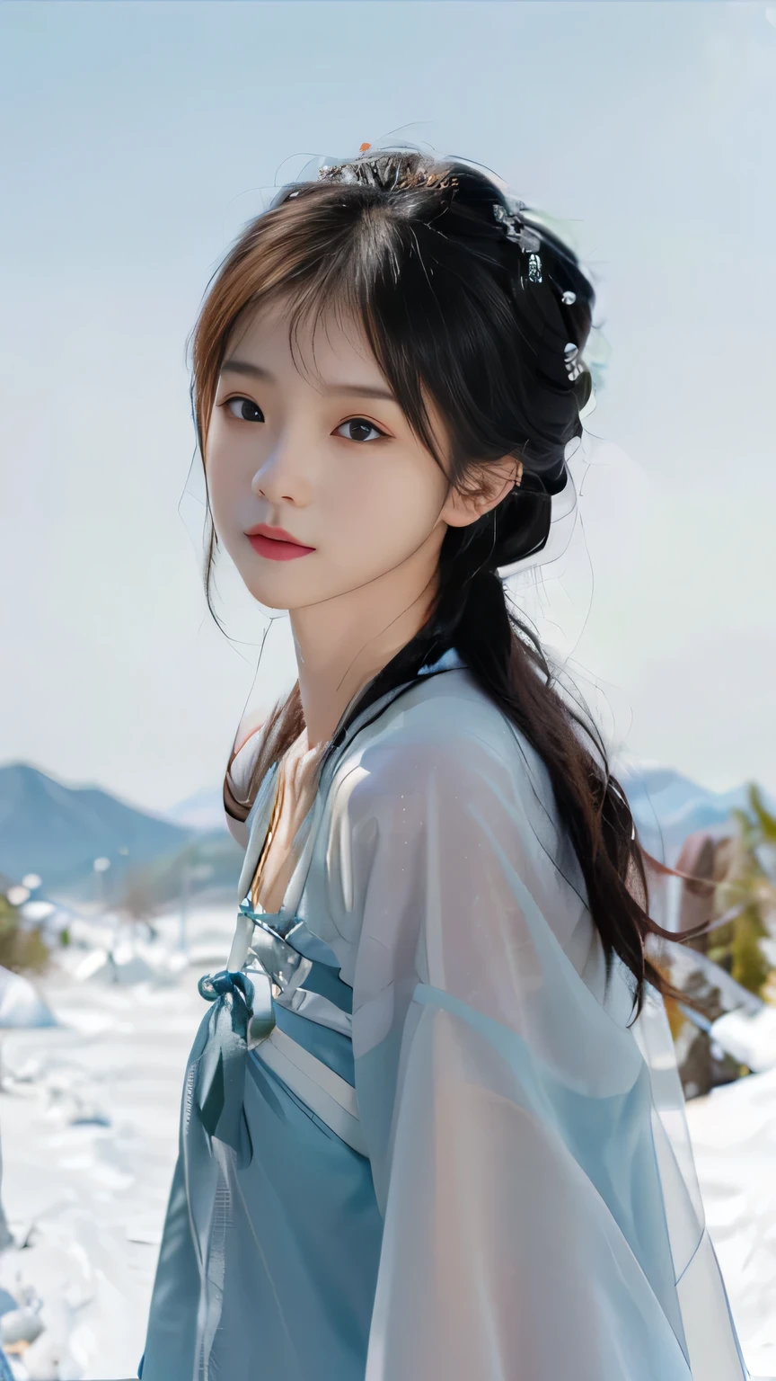 (best quality, 8K, 32K，The details are very clear),Practical, high resolution, 1 Japan female, Solitary, (Lolita clothing)，Luxury Clothing，For the audience，(Upper Body，Upper limbs)， beautiful eyes, Brown hair, ringed eyes, (external，heavy snow，Thick fur cape，Covered with snow)，Snowfield，blue eyes，best qualityのイラスト，Detailed facial features，Ultra HD, High Detail, high quality, high resolution, best quality, 8K, 16K, High Detail, high quality, high quality, Super Detail, Anatomically correct, masterpiece, precise