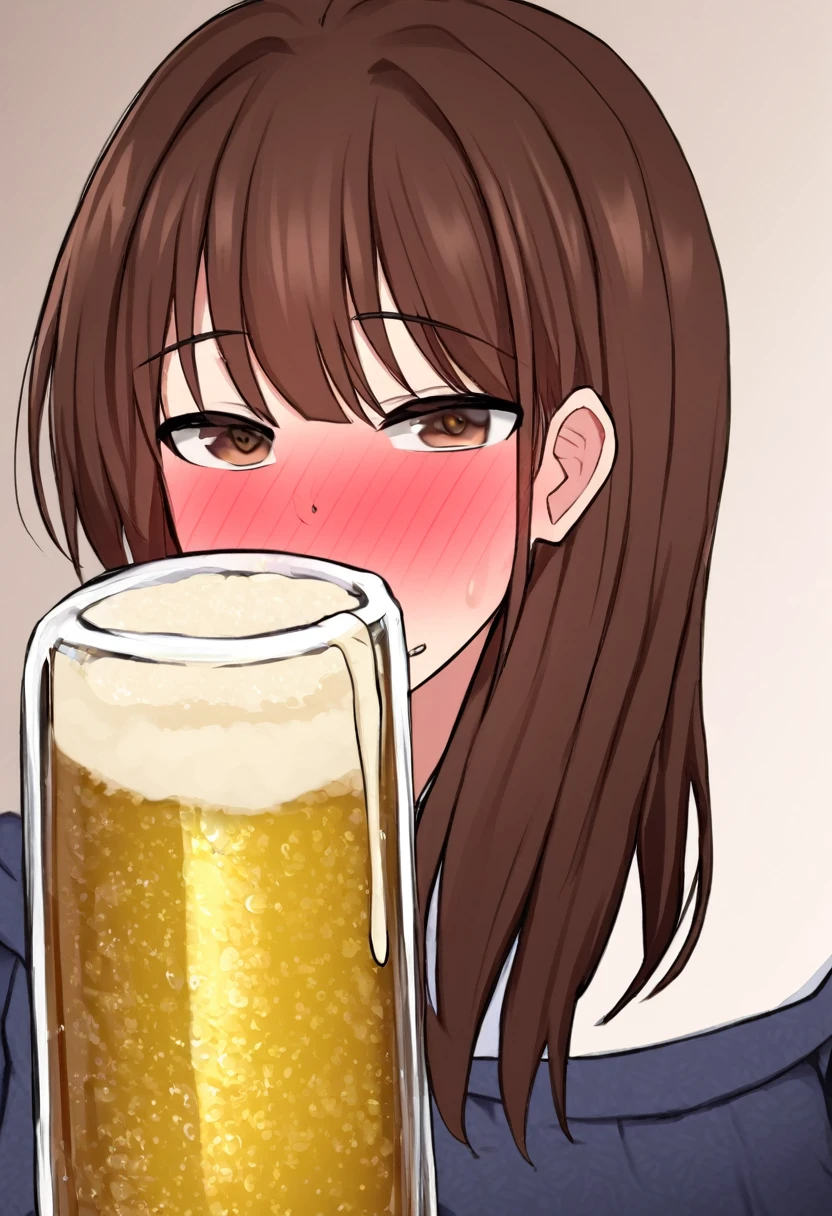 Brown hair long。Brown eyes。Drunk with beer。