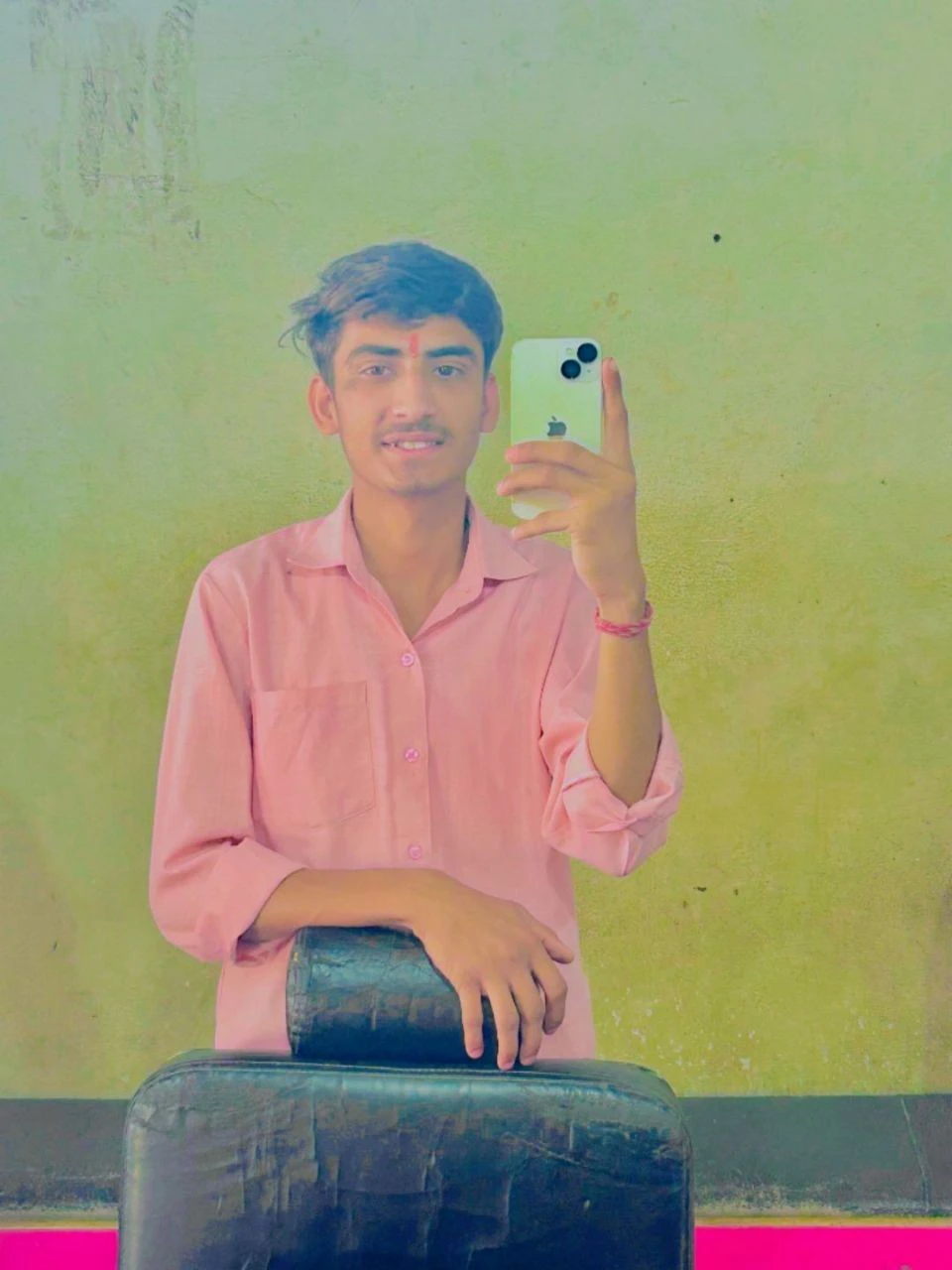 Change my shirt colour into black