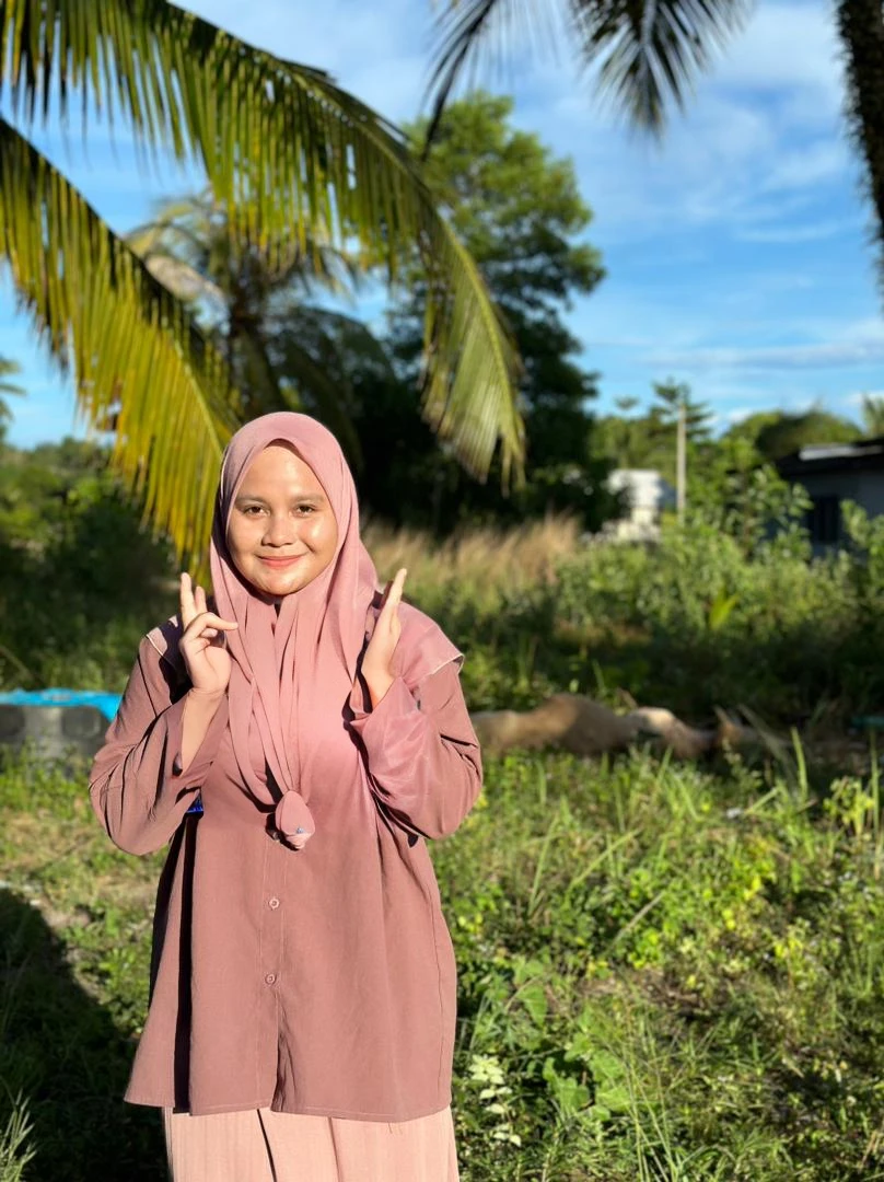 High resolution UHD, Improvement of quality, Soft lighting, Highly detailed, Very detailed on clothes, high quality clothes, Advanced Details, Sharp Focus, High resolution, Big Breasts, Breasts Covered With Hijab and Dress, Real clothes, Real Lighting, Same clothes, Same Clothes With Big Breasts, Big Boob Undershirt covered, A Girl Wearing Niqab
