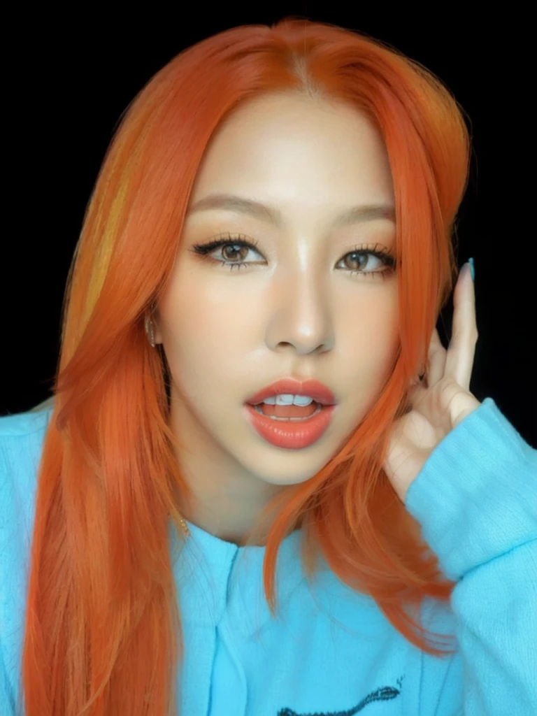 arafed woman with pelo naranja and blue shirt posing for a picture, she has long redpelo naranja, pelo naranja, cabello naranja brillante, bright pelo naranja, ella tiene el pelo largo y castaño anaranjado, long pelo naranja, Piel de naranja y pelo largo y ardiente., ava max, sun yunjoo, jossi de blackpink, portrait of jossi de blackpink, cabello suelto naranja, CL