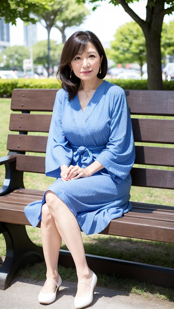 Japanese、60 years old、Middle-aged women、Mature Woman、Mature Woman、Sit with your legs spread on a park bench、Gorgeous dress、