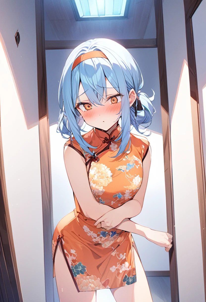 One Girl、Light blue hair、Hairstyle、Shortcuts、hair band、Orange eyes、Slanted Eyes、orange chinese dress、Expose、whole body、Are standing、Blushing、Embarrassing、Hall、Light blue lighting