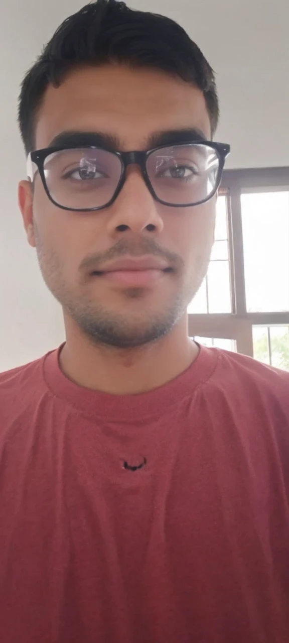 Make a photo spider and realistic and good looking