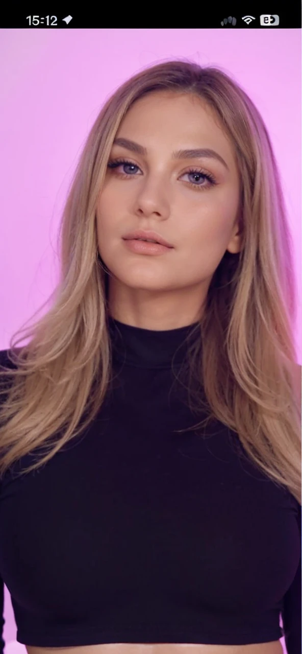 Oval shaped face, with soft, well-defined contours.
yeux grands et expressifs, usually light colored often thick and arched, which frames his eyes well.
Son nez est fin et proportionné par rapport à son visage.
full and well-defined lips clear and luminous skin