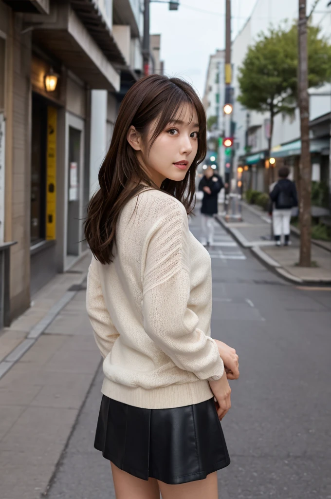 Japanese Beauty、Brown Hair、Voyeur、White sweater、mini skirt、Back view、Far away