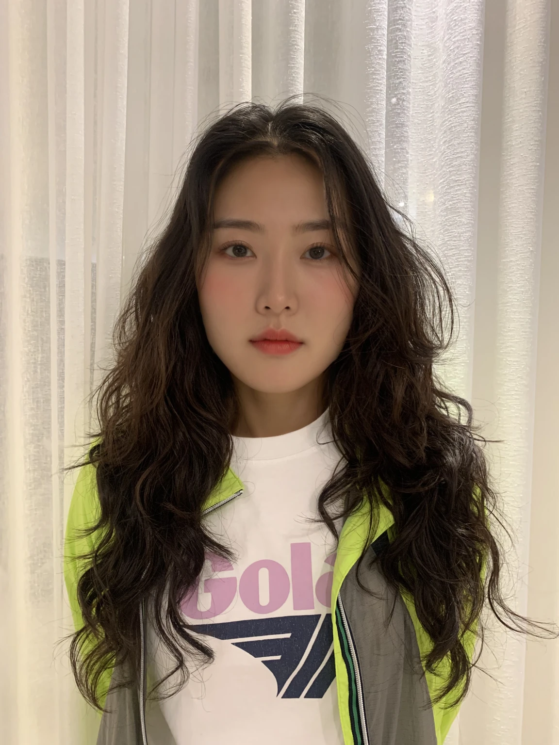 Best Quality, 8k, Masterpiece, (Portrait: 1.3), (photo realistic:1.4), (hyper realistic:1.4), Sharp Focus, looking at viewer, (smoother lighting:1.1), (increase cinematic lighting quality:0.9), realistic lighting, backlighting, light on face, ray trace, (brightening light:1.2), (Increase quality:1.4), sharp detail, (best quality real texture skin:1.4), finely detailed eyes, black_eyes, finely detailed face, 25 year old Korean woman
