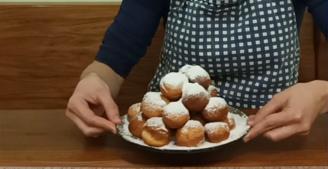 Make a presentable background for that plate of donuts