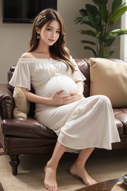 Pregnant women、Caucasian、Brown Hair、Maternity Dresses、Sit on the sofa