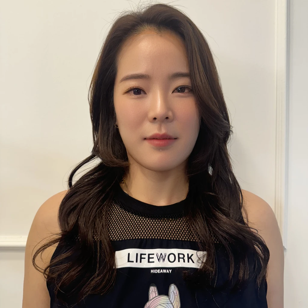 Best Quality, 8k, Masterpiece, (Portrait: 1.3), (photo realistic:1.4), (hyper realistic:1.4), Sharp Focus, looking at viewer, (smoother lighting:1.1), (increase cinematic lighting quality:0.9), realistic lighting, backlighting, light on face, ray trace, (brightening light:1.2), (Increase quality:1.4), sharp detail, (best quality real texture skin:1.4), finely detailed eyes, black_eyes, finely detailed face, 25 year old Korean woman