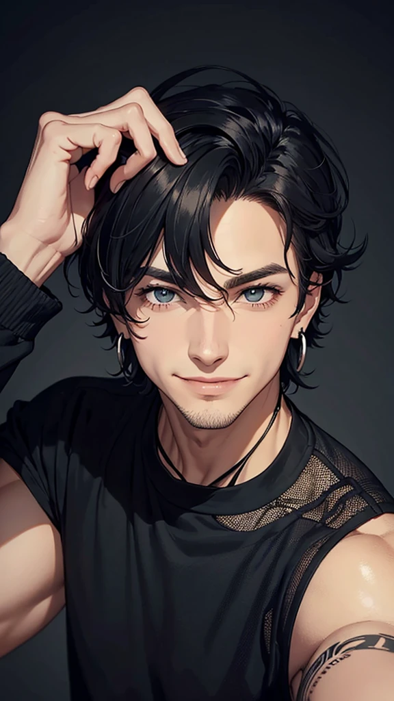 naughty man, in black clothes. Wearing earrings and smiling . selfe. naughty man de cabelo curto.