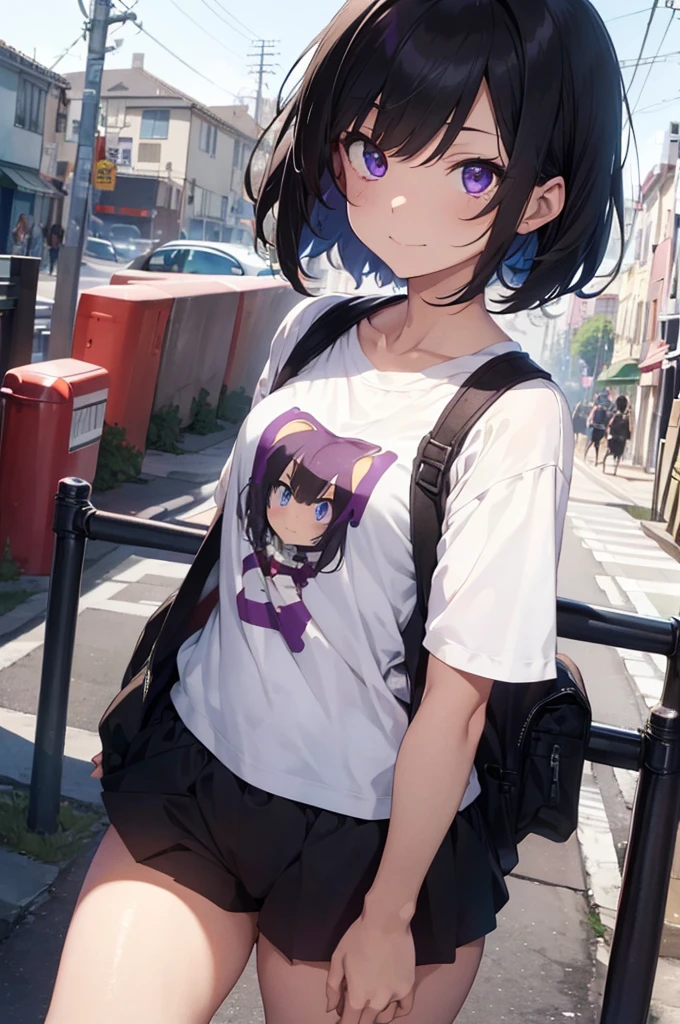 4K, (work of art), highest quallity, 2d, ((rebeld girl)), (teenage anime girl), (shirt cute, bear shirt, Punk Girl, in a bike, short hair with long bangs, heterochromatic eyes, ssmile, full height, clean eyes, black eyelash, (intrincado detalhado), dramatic, makoto shinkai, purple eyes