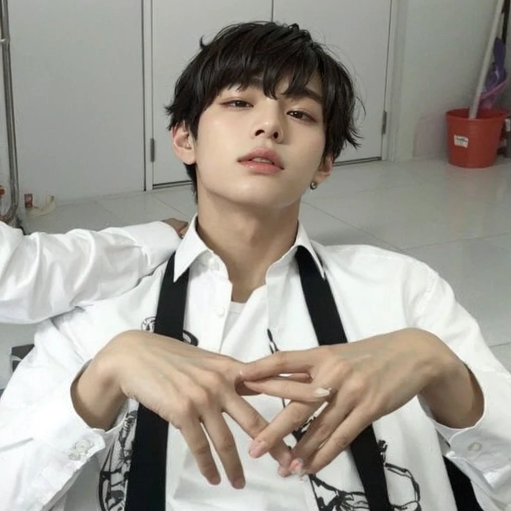 Black hair, Kim Taehyung, taehyung, taehyung from bts, Kim Taehyung, taehyung, ulzzang boy, ulzzang, Korean ulzzang, boy, ulzzang 