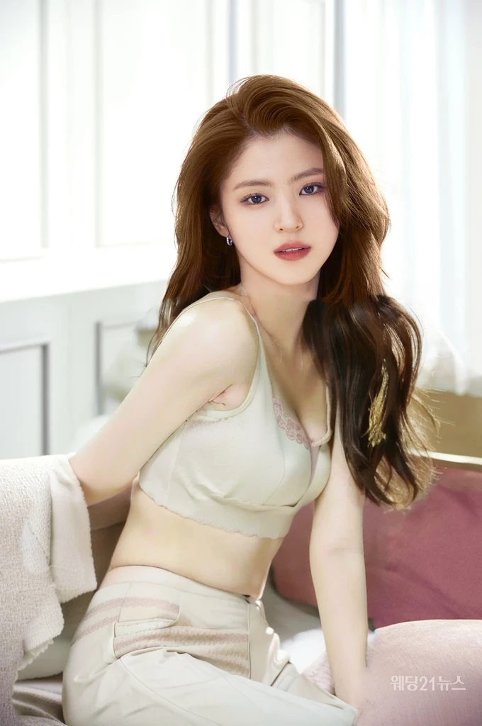 cute korean actress, park ji-min, beautiful south korean woman, bae suzy, hwang se - on, lee ji-eun, lee ji - eun, heonhwa choe, jaeyeon nam, female actress from korea, beautiful young korean woman, jinyoung shin, portrait of female korean idol, woman wearing a white sports bra, skinny physique, white skin
