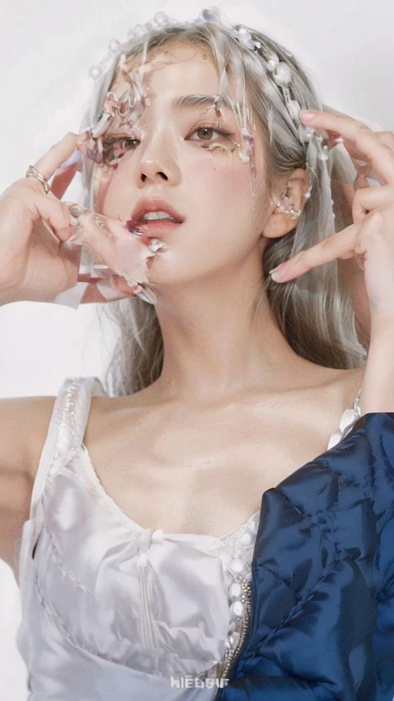 Mujer arafed con cabello largo y negro y un top negro., jisoo rosa negro, sol yunjoo, portrait of jossi de blackpink, heonhwa choe, jossi de blackpink, jaeyeon nam, pale korean adorable face, muchacha coreana, ulzzang, Kim Jisoo, TaeJune Kim, parque jisoo de blackpink, lee ji - eun