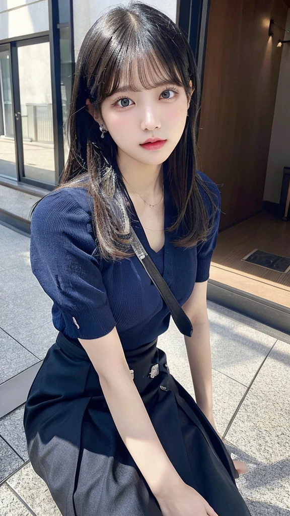 1 girl in(8K、Raw photography、top-quality、​masterpiece:1.2)、(realisitic、realisitic:1.37)、ultra-detailliert、Full body shot、realistic eyes and face details、natural skin textures、Dark eyebrows、(((thighs thighs thighs thighs)))、Fair skin、A detailed face、真实感、Realistic background、Realistic lighting、Sweaty skin