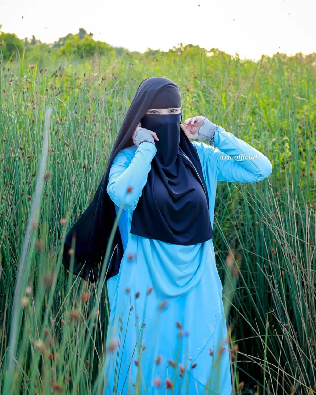 High resolution UHD, Improvement of quality, Soft lighting, Highly detailed, Very detailed on clothes, high quality clothes, Advanced Details, Sharp Focus, High resolution, Big Boobies, Big Breasts, Breasts Covered With Hijab and Dress, Real clothes, Real Lighting, Same clothes, Same dress With Big Breasts, Big Boob Undershirt covered