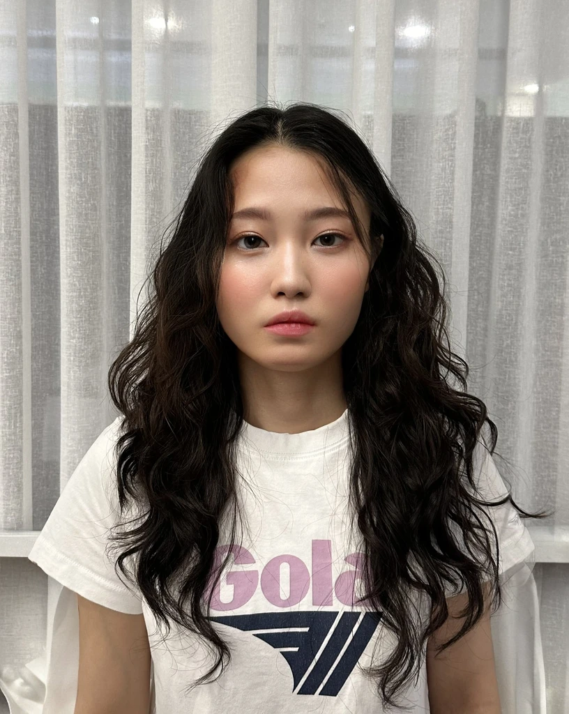 Best Quality, 8k, Masterpiece, (Portrait: 1.3), (photo realistic:1.4), (hyper realistic:1.4), Sharp Focus, looking at viewer, (smoother lighting:1.1), (increase cinematic lighting quality:0.9), realistic lighting, backlighting, light on face, ray trace, (brightening light:1.2), (Increase quality:1.4), sharp detail, (best quality real texture skin:1.4), finely detailed eyes, black_eyes, finely detailed face, 25 year old Korean woman, (white formal_shirt:1.4), (Create an image maintaining the original base model hairstyle:1.5)