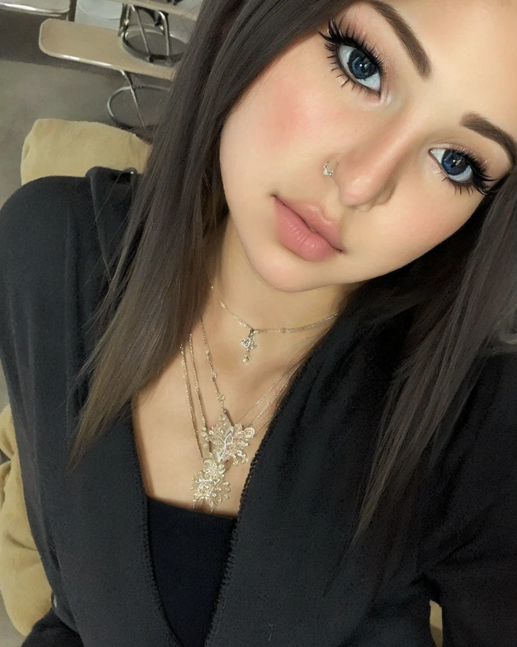 ((best quality)), ((ultra res)), ((photorealistic:1.4)), (intricate details), 19 years old, blonde hair, perfect face, make up:1.5, light on face, face detail,