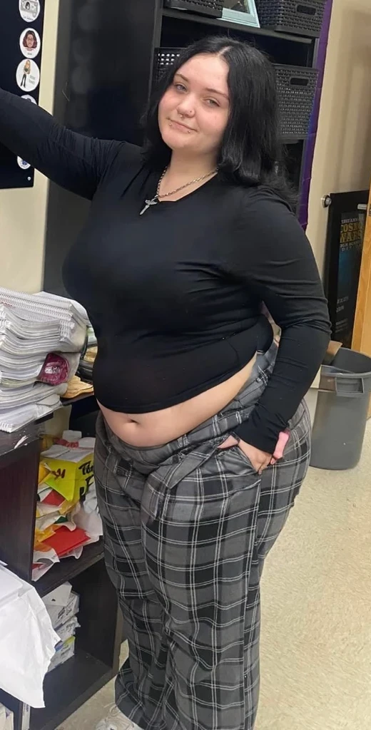 (Naked:1.1) naked, nude, exposed belly, deep belly button