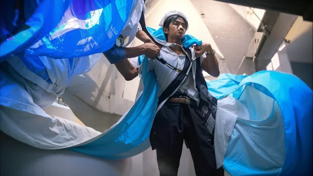 A 32-year-old male, Indonesian nurse, wearing a white shirt, 167 cm tall, 65 kg, neat black hair, was helping a patient.