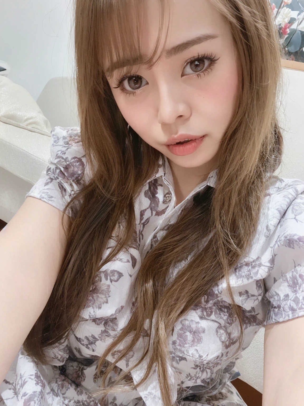 there is a woman that is sitting down with a cell phone, larissa manobal, Yoshitomo Nara, Belle Delphine, sakimichan, 8K selfie photo, ulzzangs, Chiho, Lalisa Manoban in blackpink, sakimichan, brown hair and bangs, ayami kojima amano