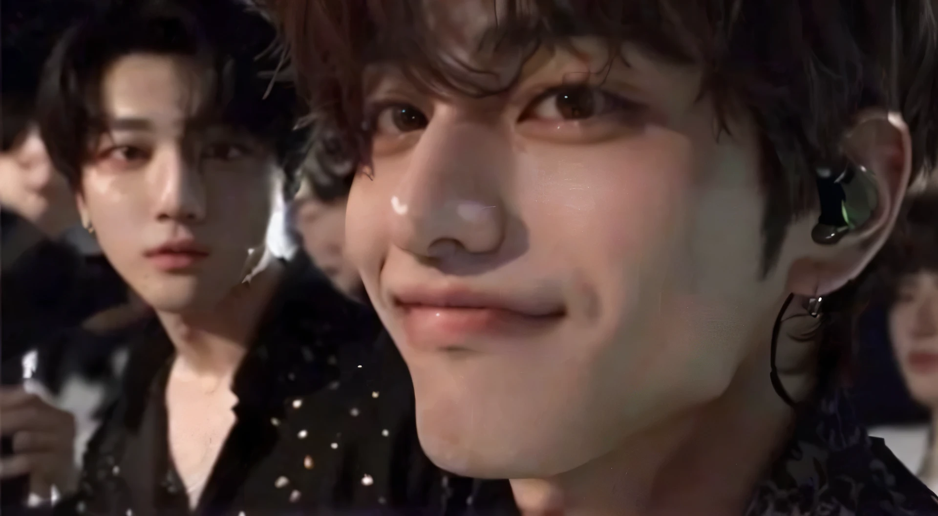 Jeon jungkook, jeonggkook, jungkook, JK idol, BTS Jeon jungkook and Kim Taehyung, taehyung, TH idol, BTS Kim Taehyung 
