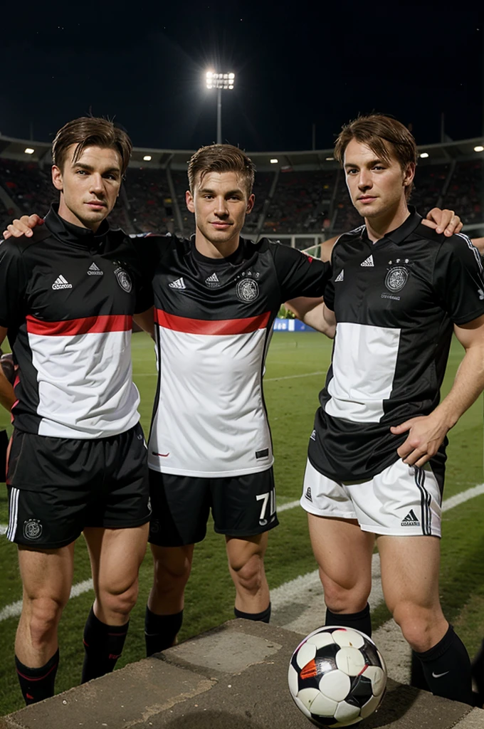 The German football team&#39;s eagles in 202 football shirts stabbed the lions in Dutch euro 2024 shirts