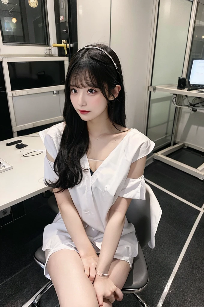 Browsing Caution、big 、(((Infirmary)))、full body,下着に白いWhiteを着る、White、sit in office chair、Crossing your legs、whole body、double eyelid、Highest quality, Very detailed, Fine details, High resolution, 8K, Perfect dynamic composition, Beautiful details, Beautiful 20 year old woman、The only person,Black Hair、Glamorous Body、bed、Cute face、Two arms、Half Up、valley