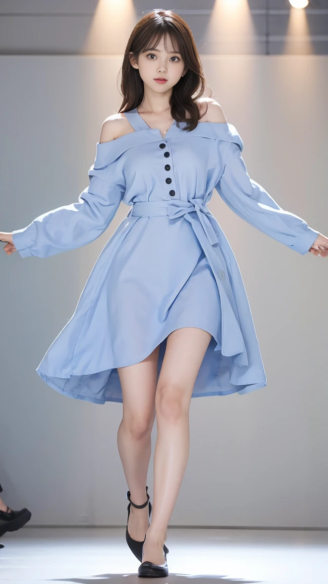 Full Body、Standing on two legs with arms outstretched to the left and right、
