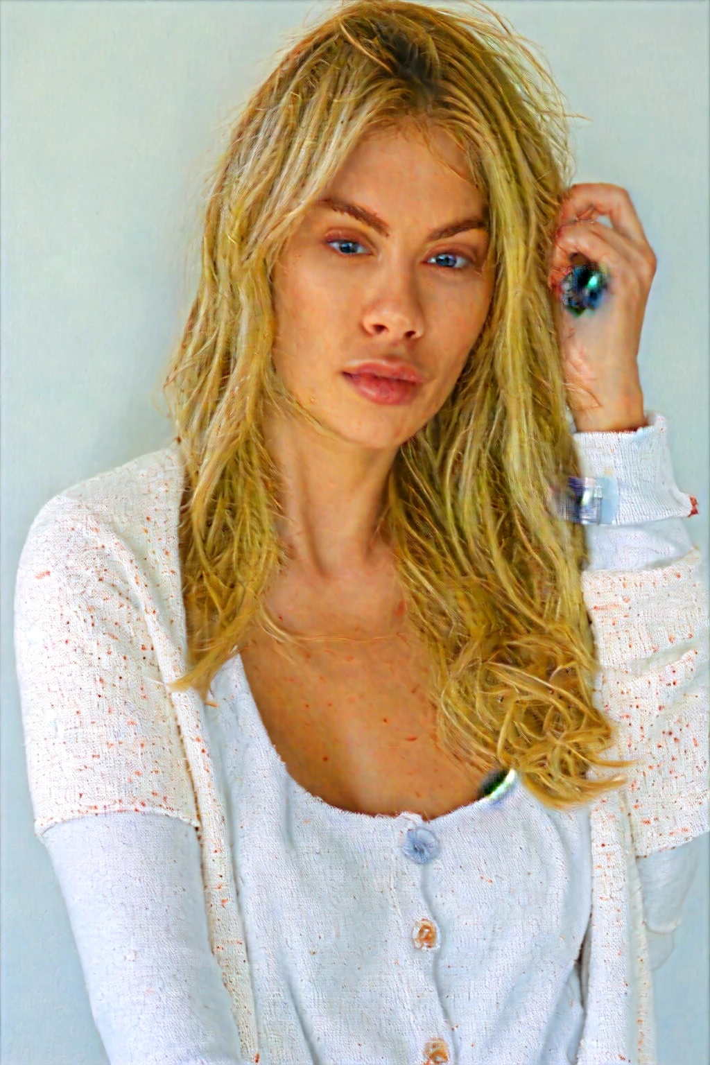 headshot, a woman in a white cardigan, soft colors, masterpiece, high quality, (high detailed skin:1.1)
87j3n