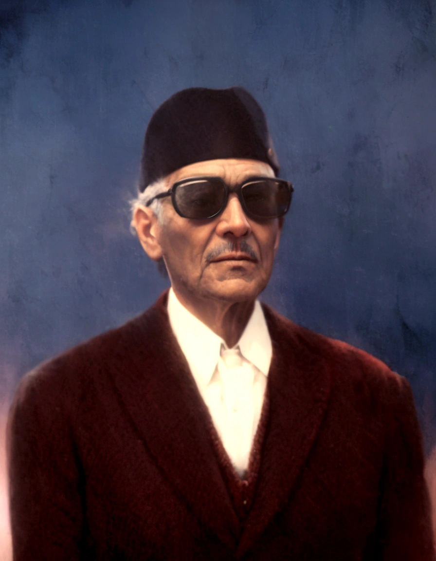 A man old suit dark red hat black, high detailed, very detail, photography