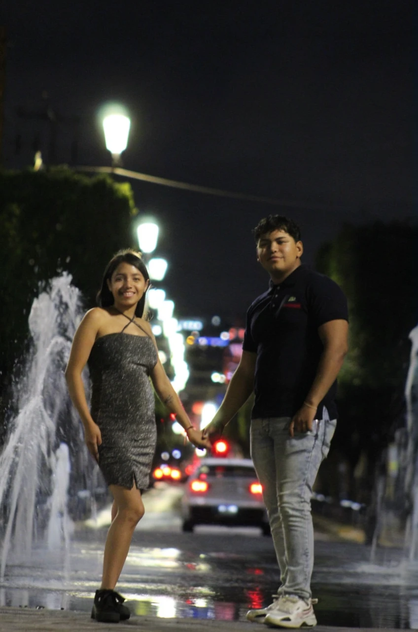 1girl, Tokyo Street, natta, view over city, City lights, The upper part of the body, closeup cleavage, 8k, RAW photos, best qualtiy, masterpiece, realisticlying, photograph realistic,underdressing,huge tit, stylish clothes