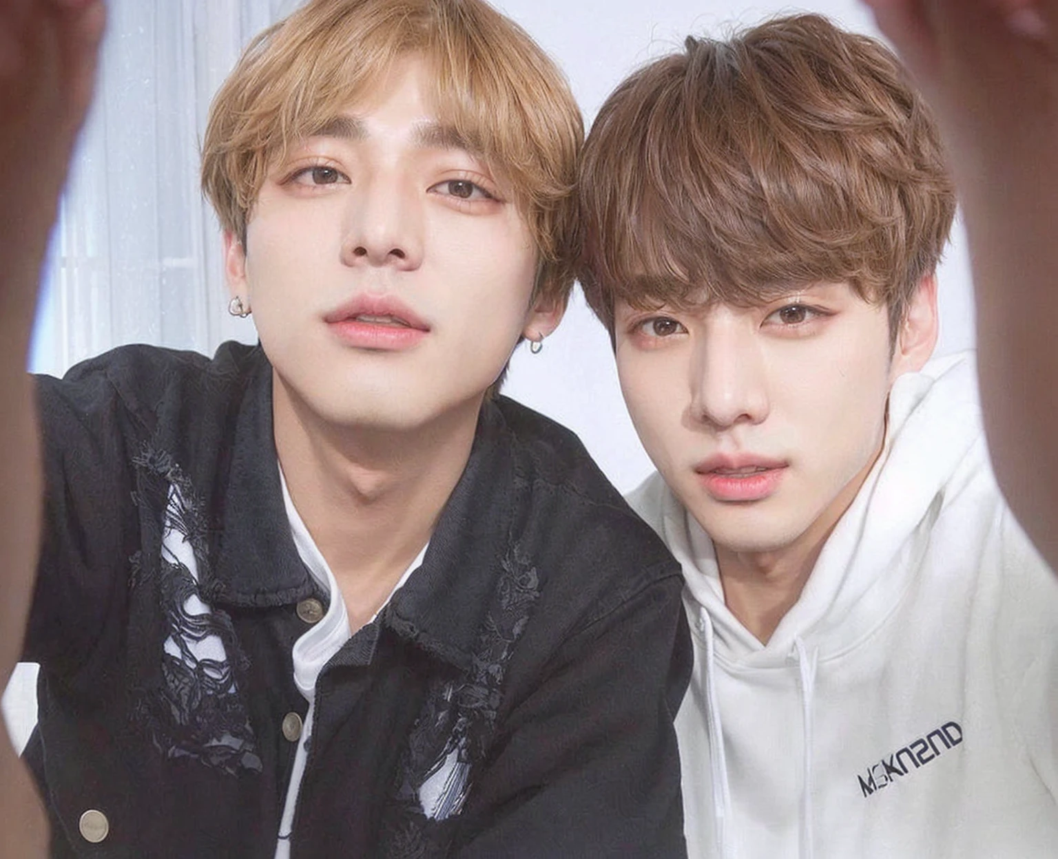 Kim Taehyung, taehyung, TH idol, BTS Kim Taehyung and Jeon jungkook, jeonggkook, jungkook, JK idol, BTS Jeon jungkook