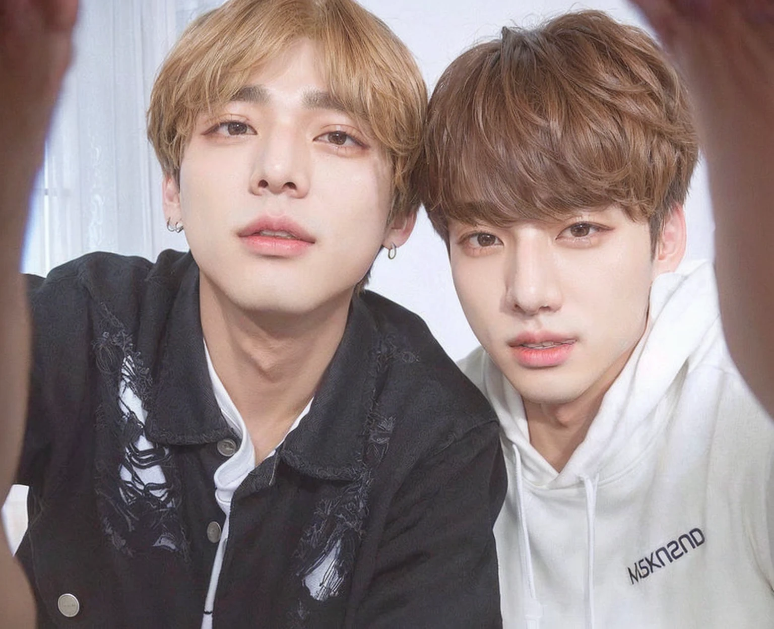 Kim Taehyung, taehyung, TH idol, BTS Kim Taehyung and Jeon jungkook, jeonggkook, jungkook, JK idol, BTS Jeon jungkook
