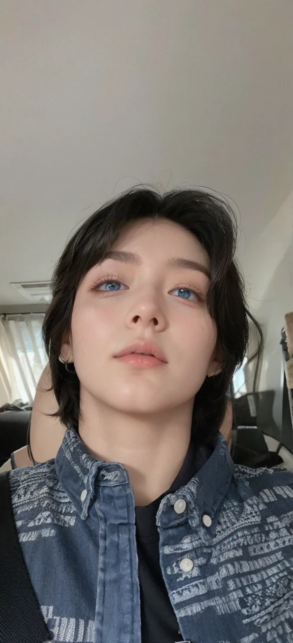 blue eyes and small 