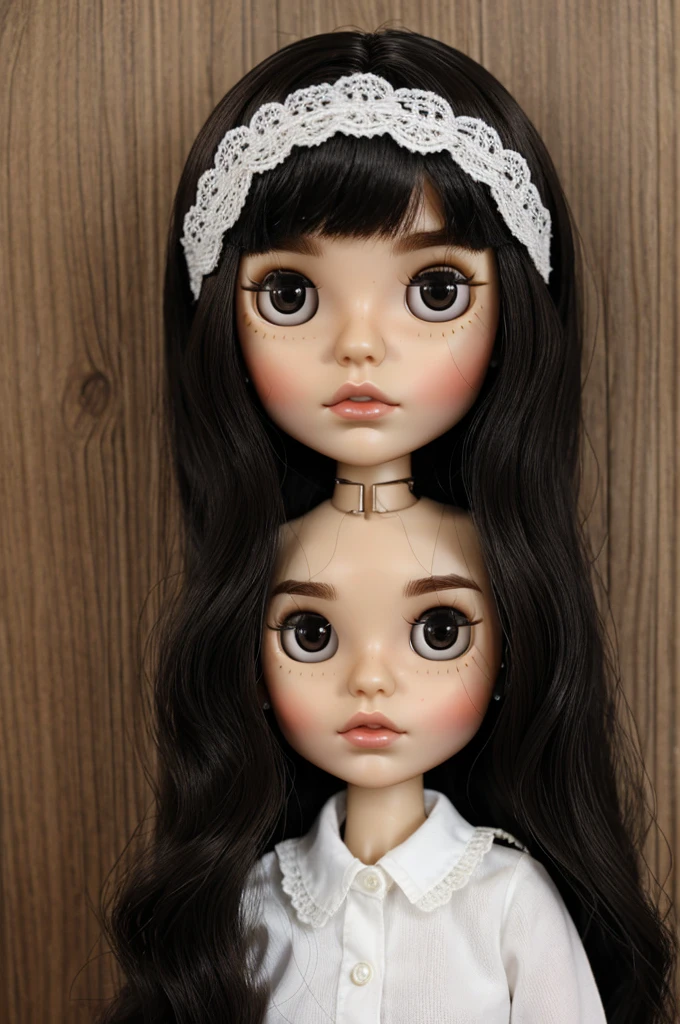 Blythe doll with hair black, eyes Brown, Big lips, nose long, skin white, arched eyebrows, fringe
