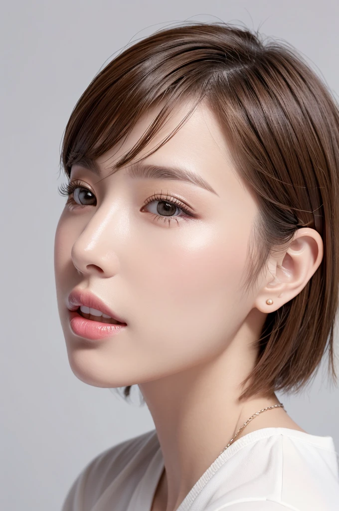 (Highest quality、Tabletop、8K、Best image quality、Award-winning works)、((profile:1.4))、ear、((short hair:1.46)),(Brown Hair)、(White casual clothes:1.2)、(The simplest pure white background:1.3)、(Perfectly fixed in front:1.1),(Portrait with Space:1.2)、Beautiful and exquisite、Perfect Makeup、Ultra-high definition beauty face、Ultra HD Hair、Ultra HD Shining Eyes、Super high quality glossy lip、Accurate anatomy、Very beautiful skin、(Pure white skin shining in ultra-high resolution:1.1)、(Very bright:1.2),Big Natural Color Lip、Lip gloss,Harajuku、cute、cute美人