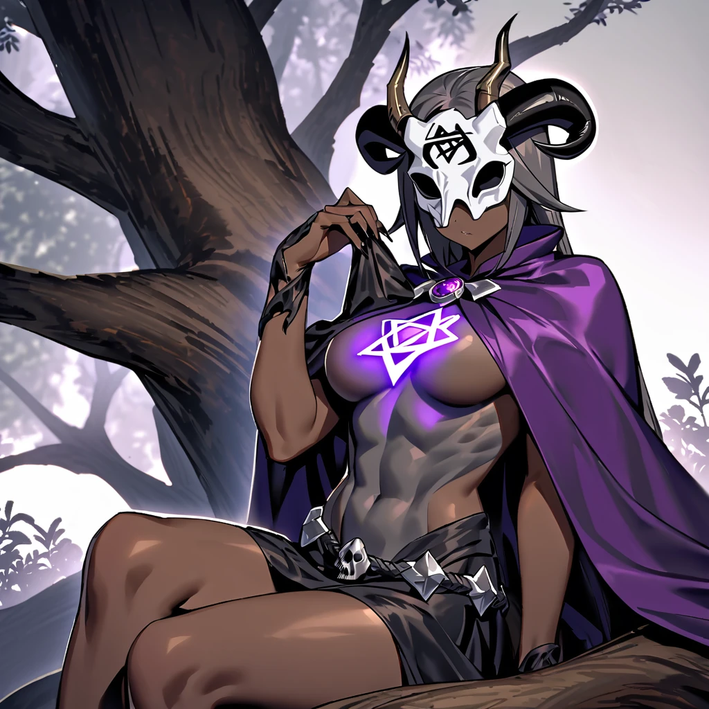 A woman with dark skin and long, pointed black nails. She wears a horse skull with bull horns as a mask, and a purple cape with gray and black adornments. The cape is like a cloak, covering the back and the right and left sides of the body. He also wears a dark gray cloth skirt with 6 purple dots, covering his entire hip. His torso is exposed, revealing a muscular body. Her chest is covered in a dark gray cloth with a magical rune printed on it. She is elegantly sitting on the roots of a tree, looking at her hand. In her hand, a transparent white magical pentagram is floating.