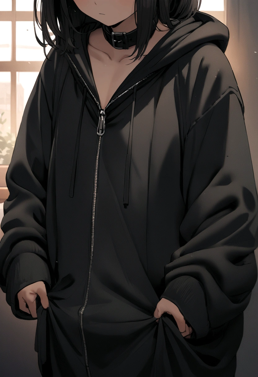 Oversized full zip-up sweatshirt with long sleeves、Oversized zip collar、Putting on a loose hoodie with your arms、Black hoodie、Oversized, baggy hoodie