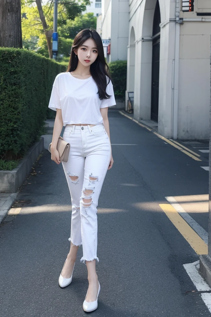 Beauty、Height 172 cm、Weight 50kg、cute、reality、good body shape、Usually exercise、Not revealingly dressed、Wear flat shoes、White T-shirt、fitted blue jeans、People from Taipei, Taiwan、Pure and elegant without being coquettish、White Moonlight