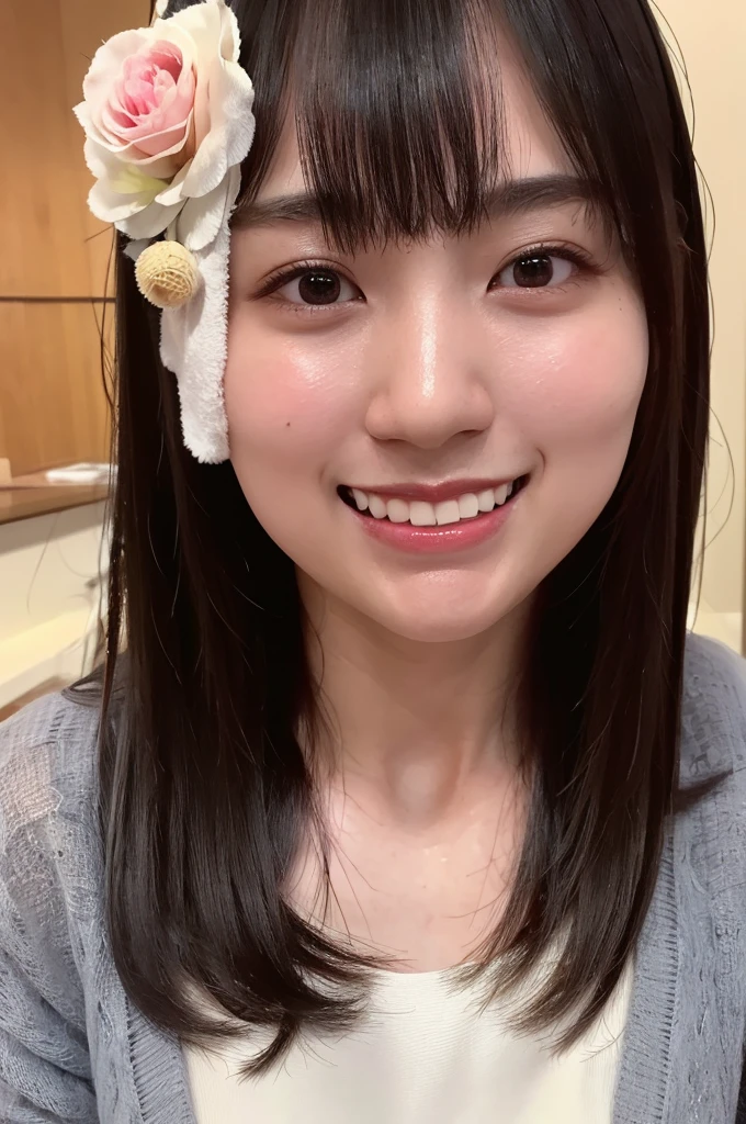 Portrait、smile、The correct facial balance of one Japanese woman、Anatomically correct、Realistically create and express the most beautiful female compositionasterpiece))、(((Highest quality)))、((Very detailed))、(Surreal)、(Highly detailed CG illustrations)、(Very delicate and beautiful)、Highest quality、Realistic texture、Realistic skin feel、realism、Absolute rules、Encounter the greatest unparalleled beauty in human history、史上最高masterpiece、The most beautiful in life、Exquisite beauty and captivating aesthetics、