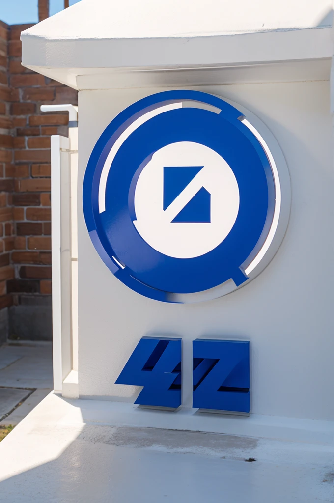 2 4 p logo