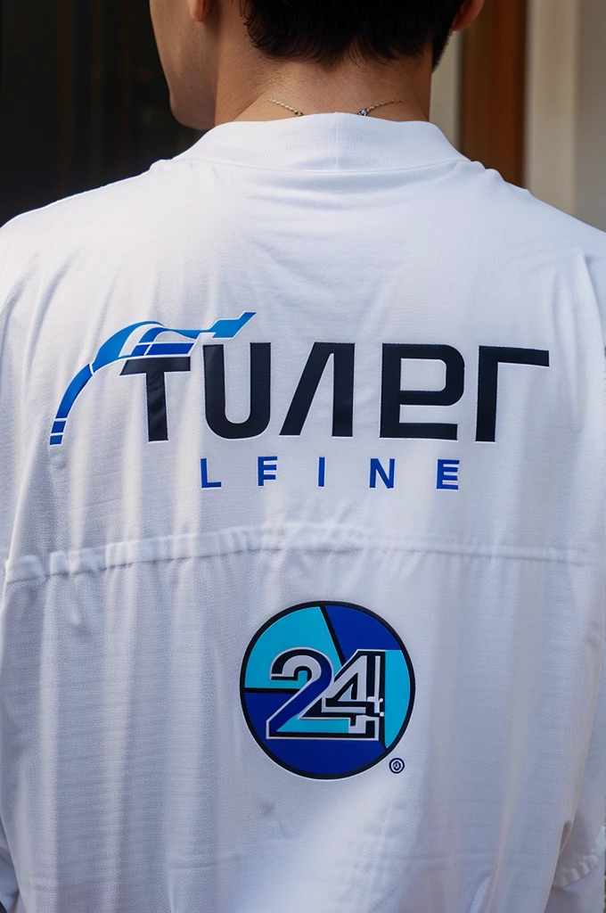 2 4 p logo