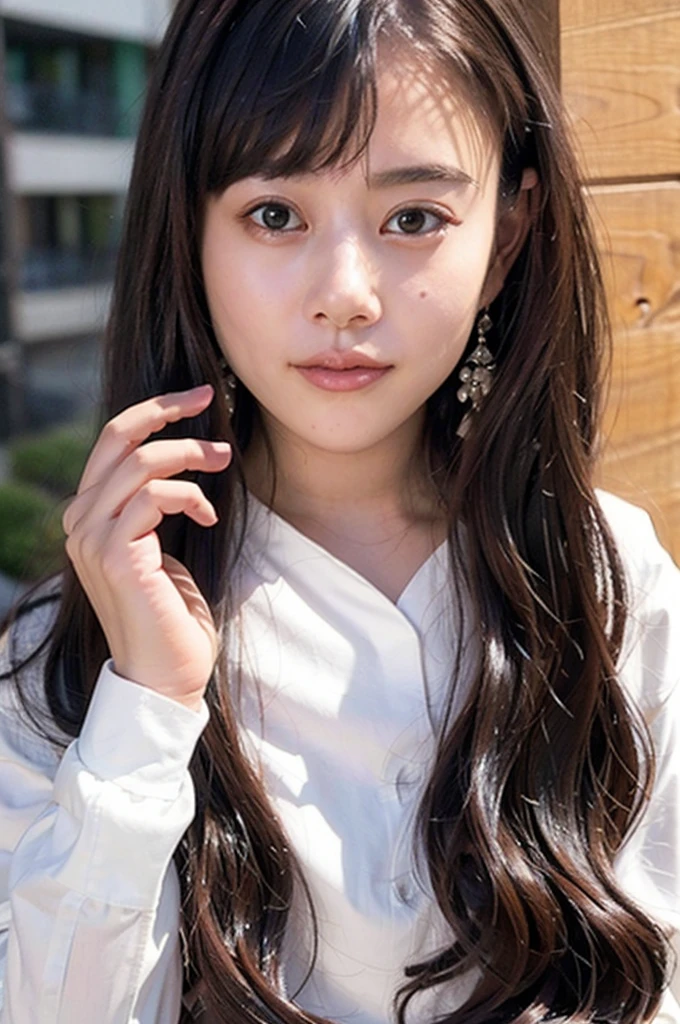 (masterpiece、Highest quality、Very detailed)、Hair color is deep dark brown、Soft Waves、
(Skin is smooth、Lightly reflects light、Healthy shine)、(The eyes are almond-shaped、eyes dark brown)、Long eyelashes、Flexible curls、Each one is clearly visible、Thin eyeliner、Natural eyelash shadow)、(Natural pink cheeks)、(Thick lips、smile)(Japanese 、Glamorous Body)、(bikini)、(Navy blue pleated mini skirt、inseam length)、(Beach、Pay attention to her whole body and facial expression)、(((Eye highlights and skin detail、Realistic details)))