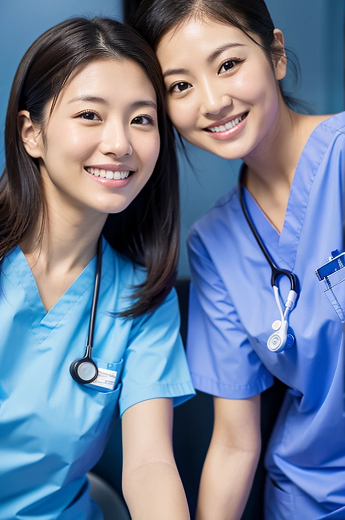 Dental hygienist, only two women　Side by side, smiling, wearing light blue medical scrubs　Light blue, short sleeves, cute, Japanese, black hair, female, early 20s　Upper body close-up　high resolution　Highest quality　　Don&#39;t put your face too close.々