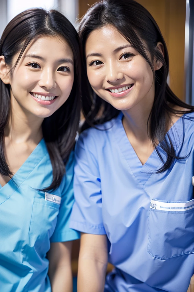 Dental hygienist, only two women　Side by side, smiling, wearing light blue medical scrubs　Light blue, short sleeves, cute, Japanese, black hair, female, early 20s　Upper body close-up　high resolution　Highest quality　　Don&#39;t put your face too close.々