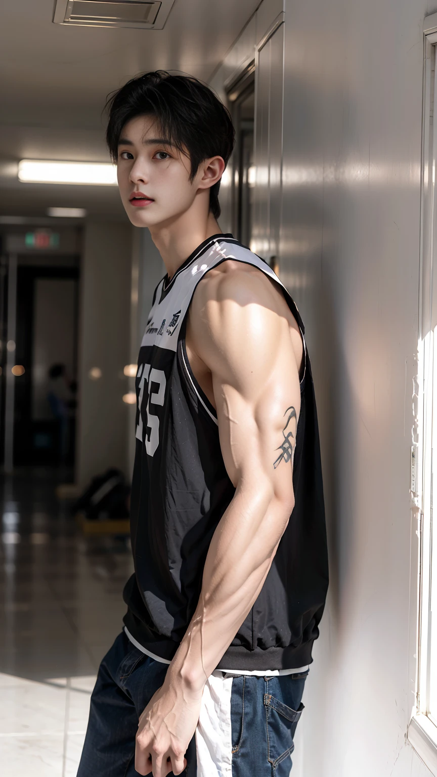 masterpiece,best quality,Bottom-up perspective，Stay away from the camera， (An 18-year-old tall boy:1.2), (Standing upright in the campus corridor:1.2),（Football Jersey）,Broad shoulders,Muscular shoulders，（Extremely strong body），Muscular body，Attractive and fit body，Inverted triangle figure，Biceps，Highlight muscle texture， Muscular body，Small head，Handsome and cute face，V-Shaped Face，Perfectly detailed facial features,Looking at the camera，Innocent expression，leaning back,head tilt, happy, very short hair, brown hair,(looking at viewer:1.2)，Vision