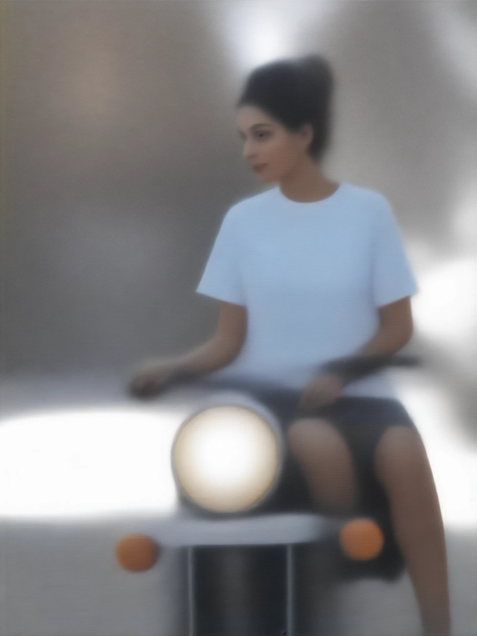 creat a nutural Iranian woman