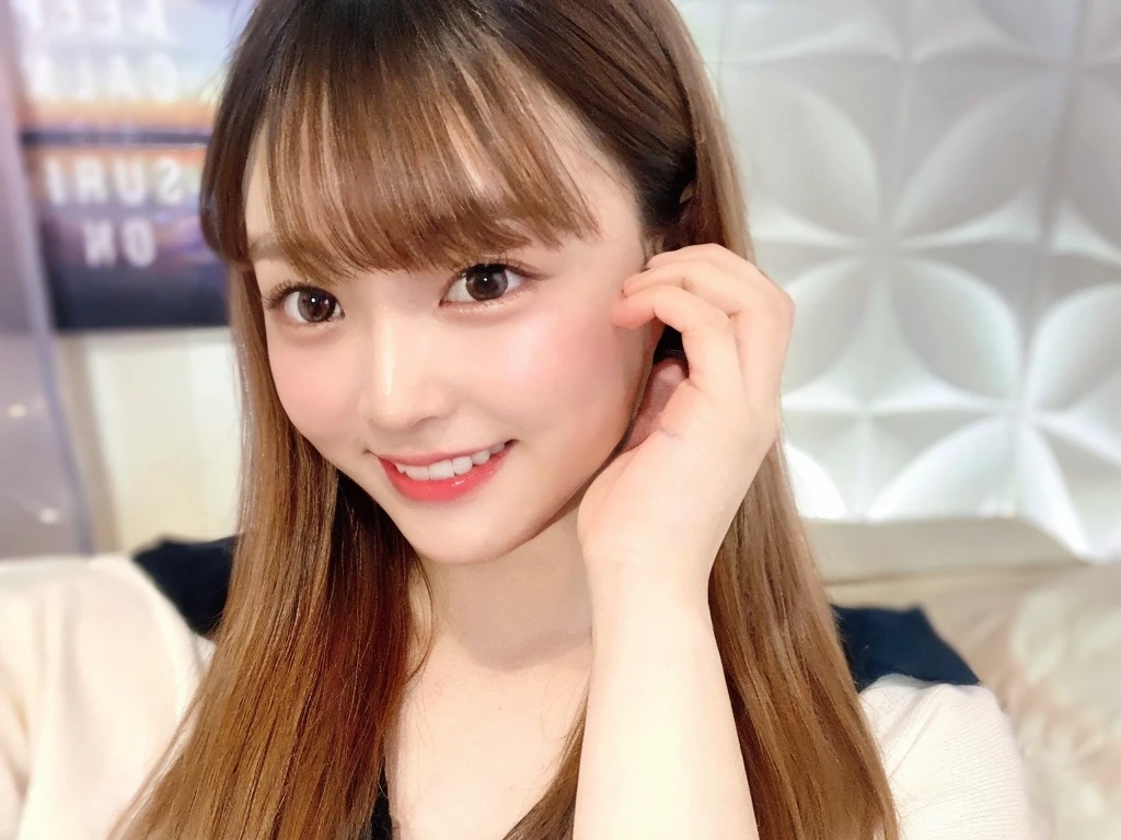 8K、bib、Big Breasts、Skin gloss、Background Park